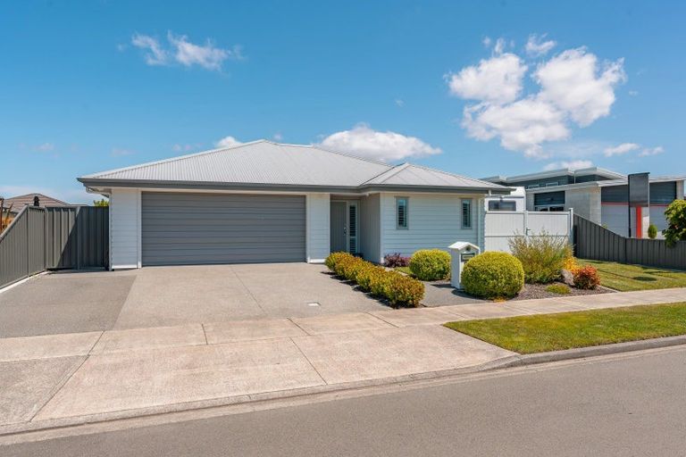 Photo of property in 15 Waimakariri Drive, Awatoto, Napier, 4110