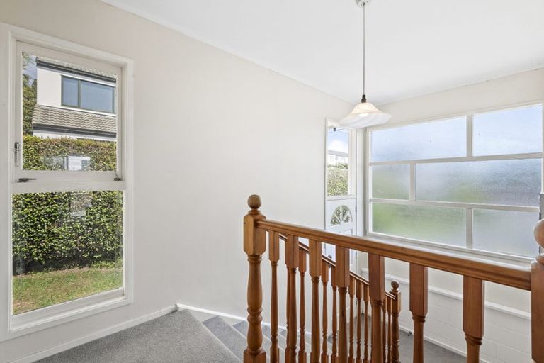 Photo of property in 1/2 Purchas Road, Hauraki, Auckland, 0622