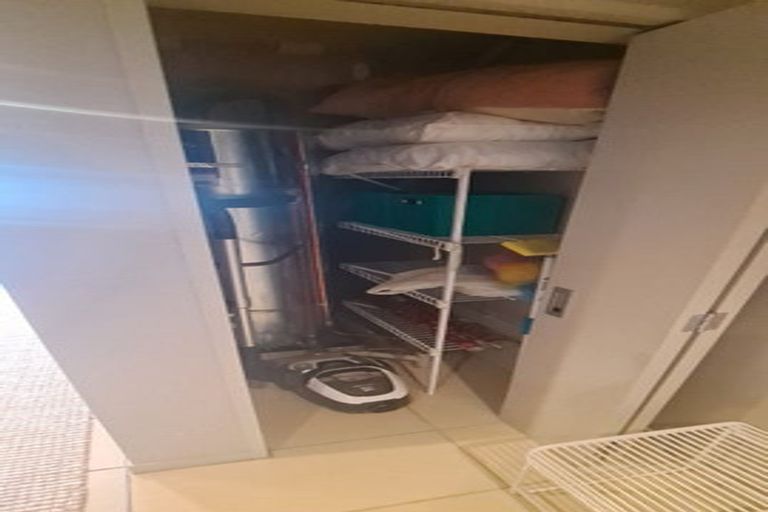 Photo of property in Monument Apartments, 9h/245 Wakefield Street, Te Aro, Wellington, 6011