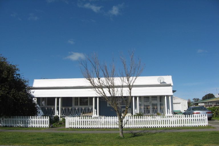 Photo of property in 9 Victoria Avenue, Wairoa, 4108