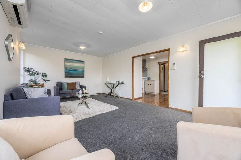 Photo of property in 20 Bellringer Road, Massey, Auckland, 0614