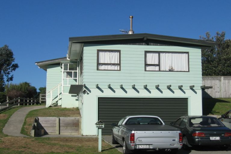 Photo of property in 48 Campbell Avenue, Paraparaumu, 5032