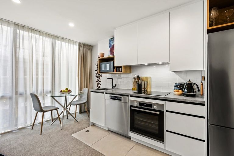 Photo of property in 203/212 Willis Street, Te Aro, Wellington, 6011