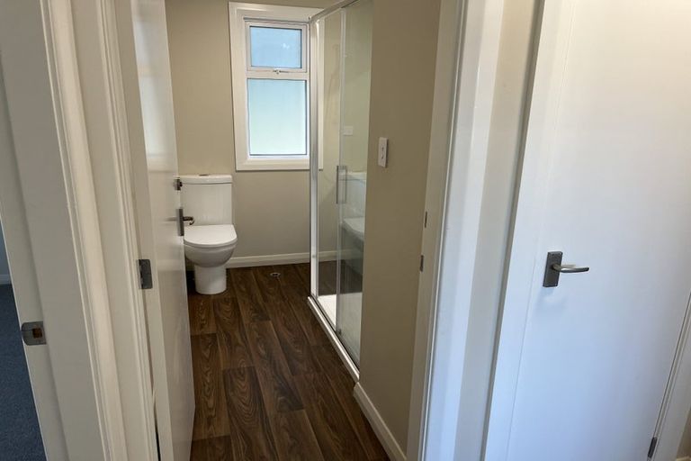 Photo of property in 3/133-135 Cuba Street, Petone, Lower Hutt, 5012