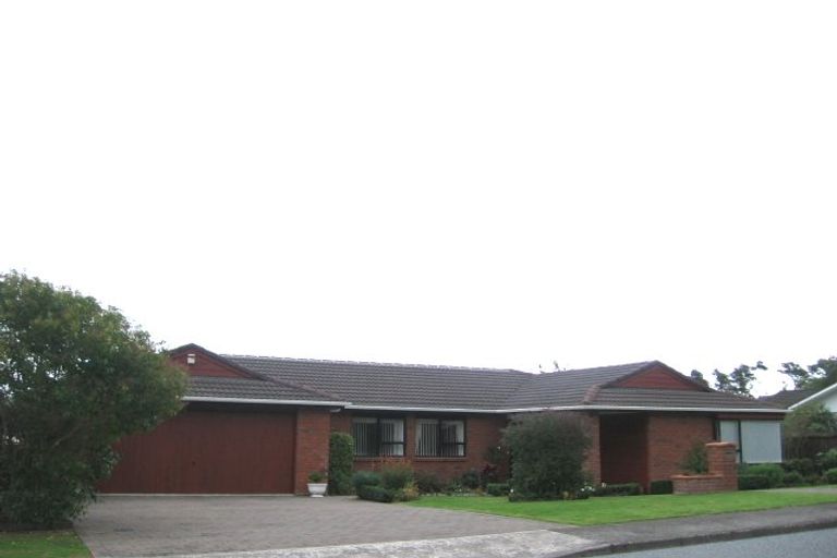 Photo of property in 4a Te Maku Grove, Waikanae, 5036