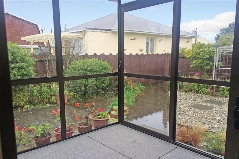 Photo of property in 50f Oxford Street, South Dunedin, Dunedin, 9012