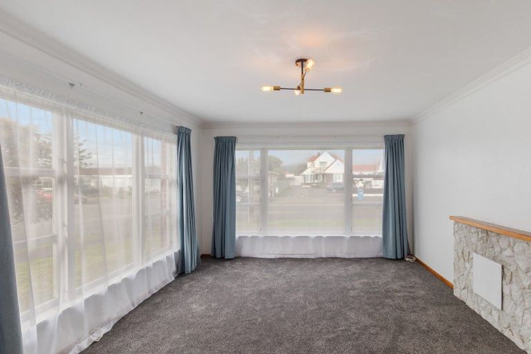 Photo of property in 57 Weraroa Road, Levin, 5510