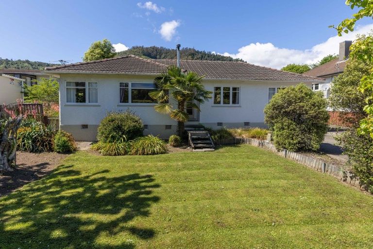 Photo of property in 195 Kawai Street South, Nelson South, Nelson, 7010