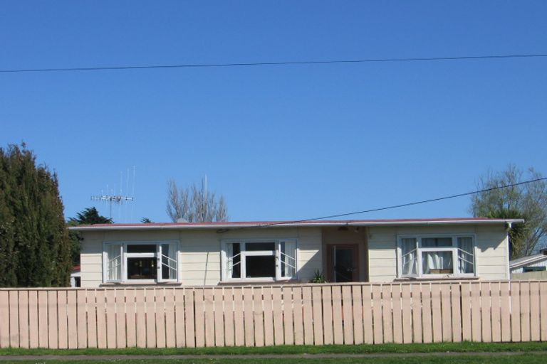 Photo of property in 10 Norbiton Road, Foxton, 4814