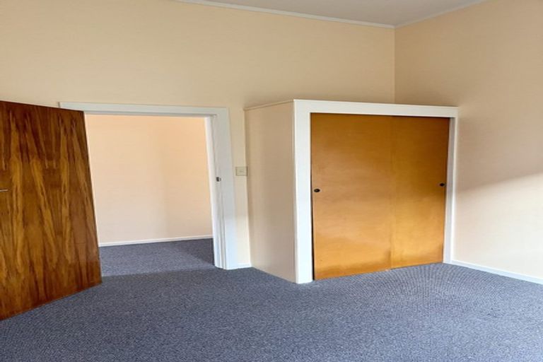 Photo of property in 186 Tasman Street, Mount Cook, Wellington, 6021