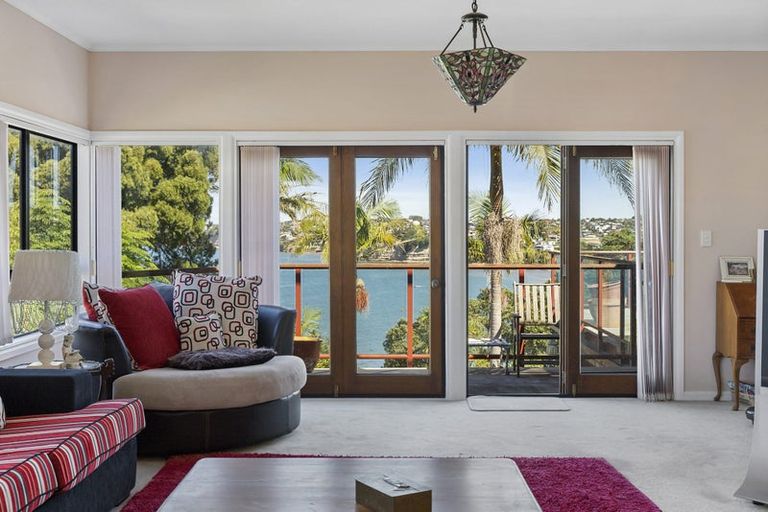 Photo of property in 13 Clifton Road, Browns Bay, Auckland, 0630