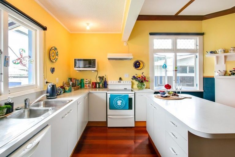 Photo of property in 154 Nelson Crescent, Napier South, Napier, 4110