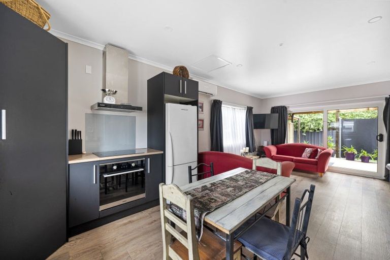 Photo of property in 103a Latham Street, Marewa, Napier, 4110