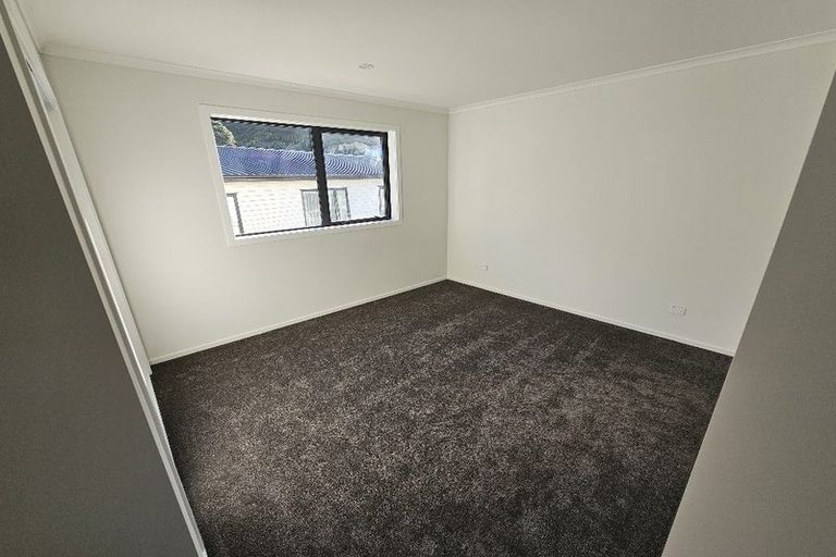 Photo of property in 1d Ingram Street, Naenae, Lower Hutt, 5011