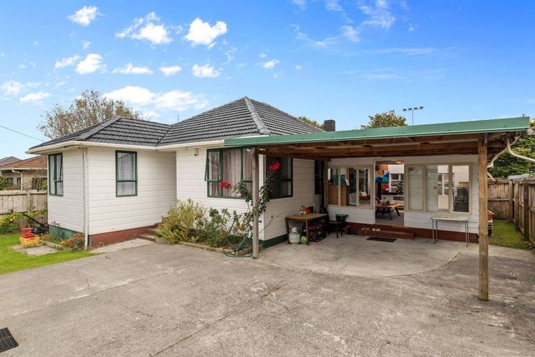 Photo of property in 9 Fleming Street, Manurewa East, Auckland, 2102