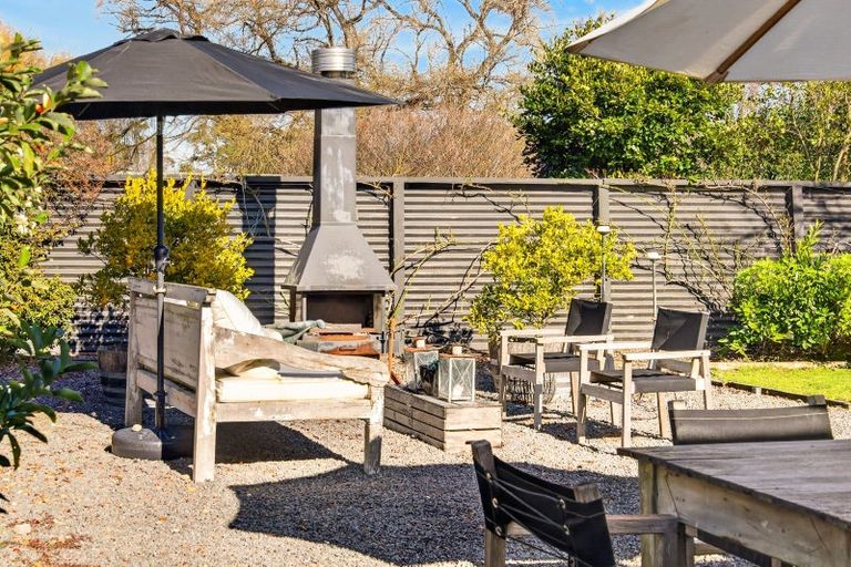 Photo of property in 320 Clifton Road, Te Awanga, 4102