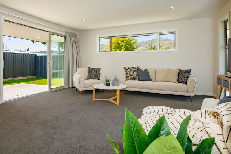 Photo of property in 51 Molyneux Avenue, Cromwell, 9310