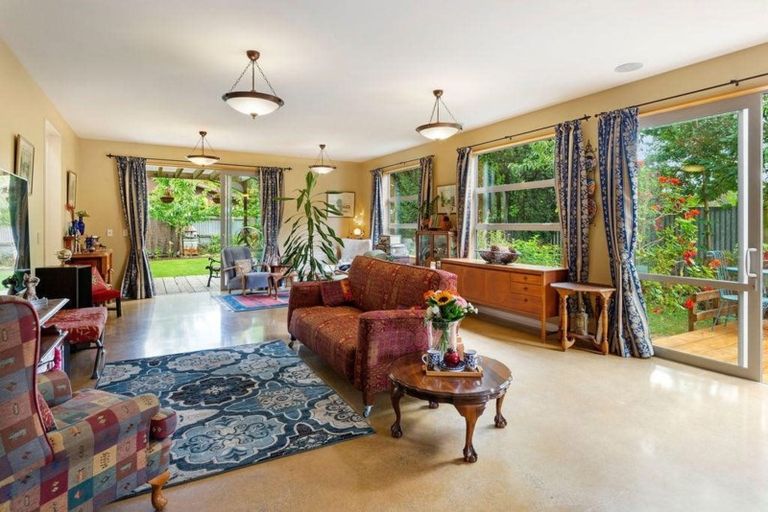 Photo of property in 14 Stanbury Avenue, Somerfield, Christchurch, 8024