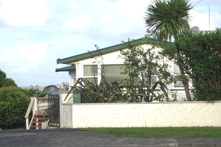 Photo of property in 49 Coniston Avenue, Te Atatu South, Auckland, 0610