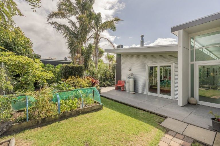 Photo of property in 40 Pauanui Beach Road, Pauanui, Hikuai, 3579