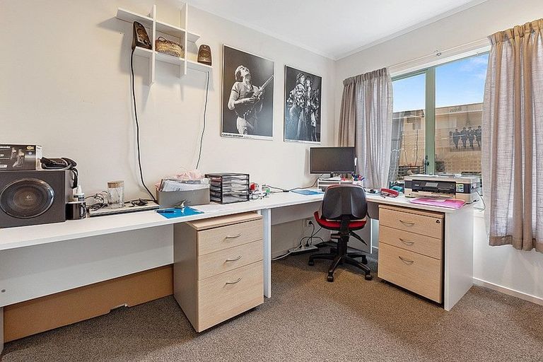 Photo of property in 8 Inca Place, Snells Beach, 0920