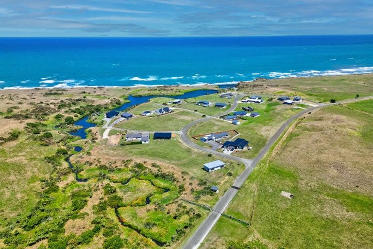 Photo of property in 5 Anchor Watch, Waverley, 4591