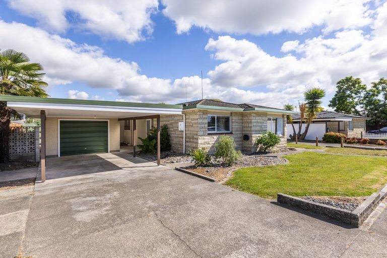 Photo of property in 68 Church Road, Taradale, Napier, 4112