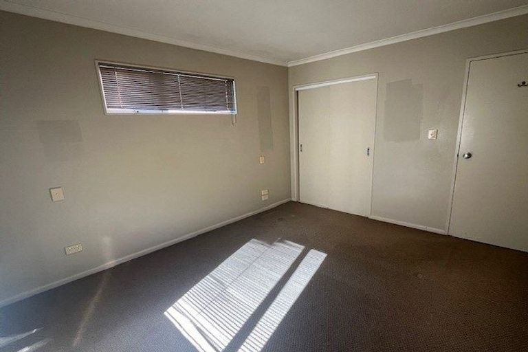 Photo of property in 22 Craigavon Drive, East Tamaki, Auckland, 2013