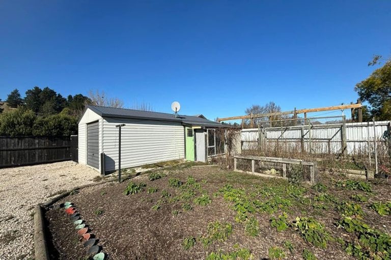 Photo of property in 40 Lyndon Street, Waiau, 7332