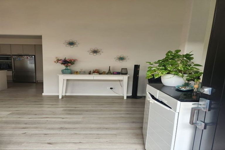 Photo of property in 7 Vigour Lane, Papakura, 2110