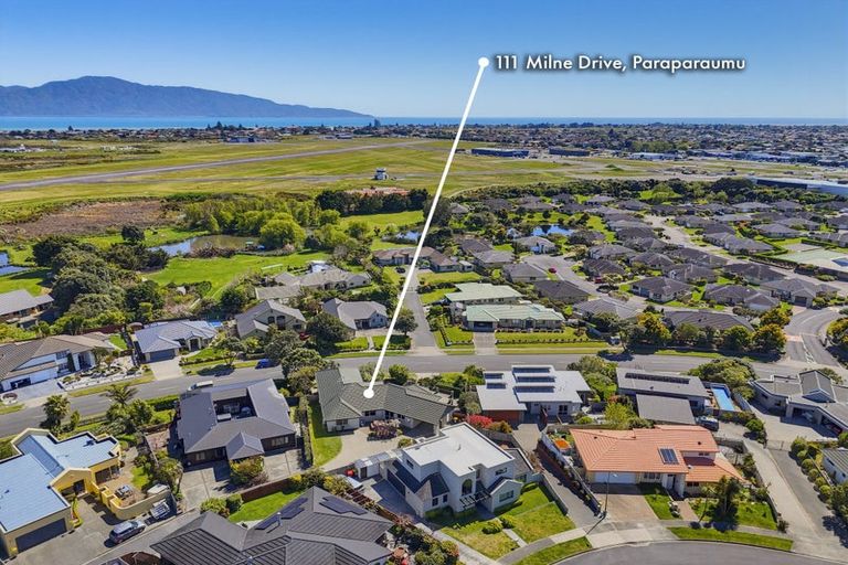 Photo of property in 111 Milne Drive, Paraparaumu, 5032