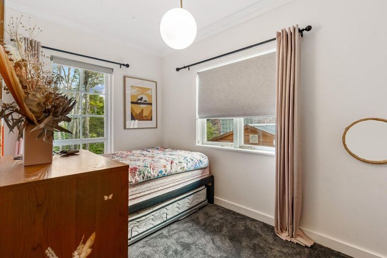 Photo of property in 236 Godley Road, Titirangi, Auckland, 0604