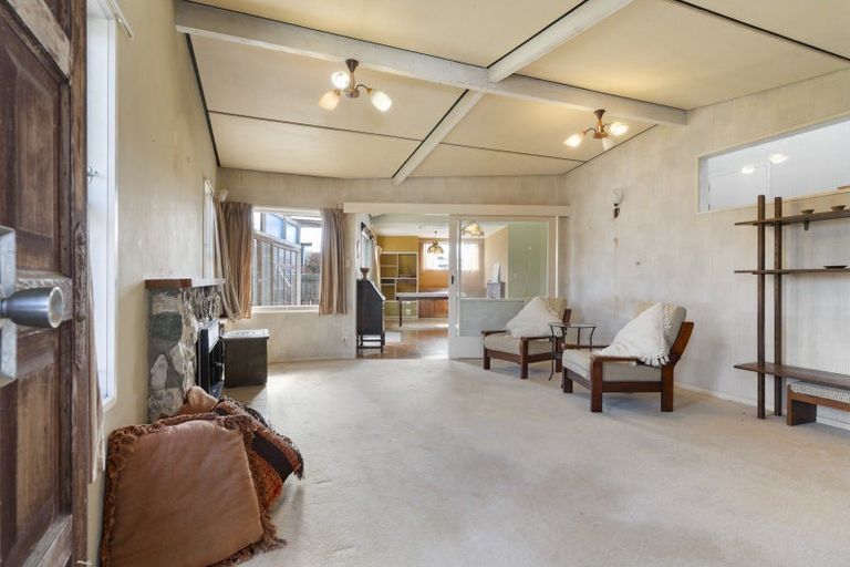 Photo of property in 2 Taverner Street, Carterton, 5713
