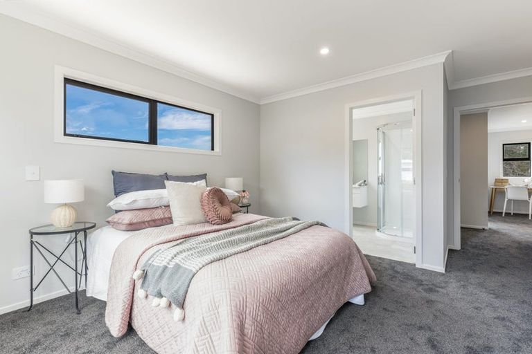 Photo of property in 130 Jamaica Drive, Grenada North, Wellington, 5028