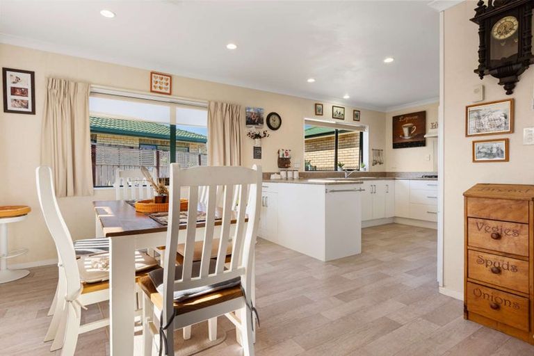 Photo of property in 48 Taupata Place, Kaitaia, 0410