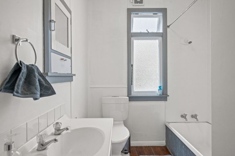 Photo of property in 109 Beresford Street, Saint Leonards, Hastings, 4120