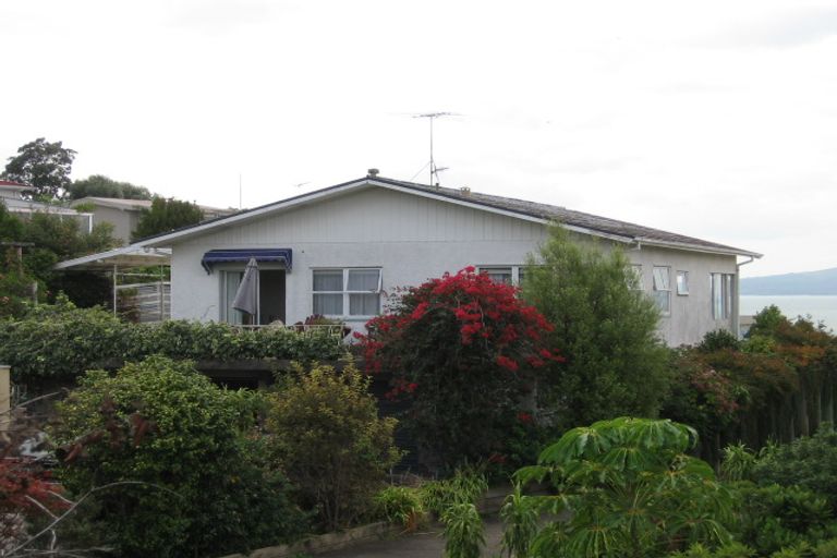 Photo of property in 11 Beach Road, Castor Bay, Auckland, 0620