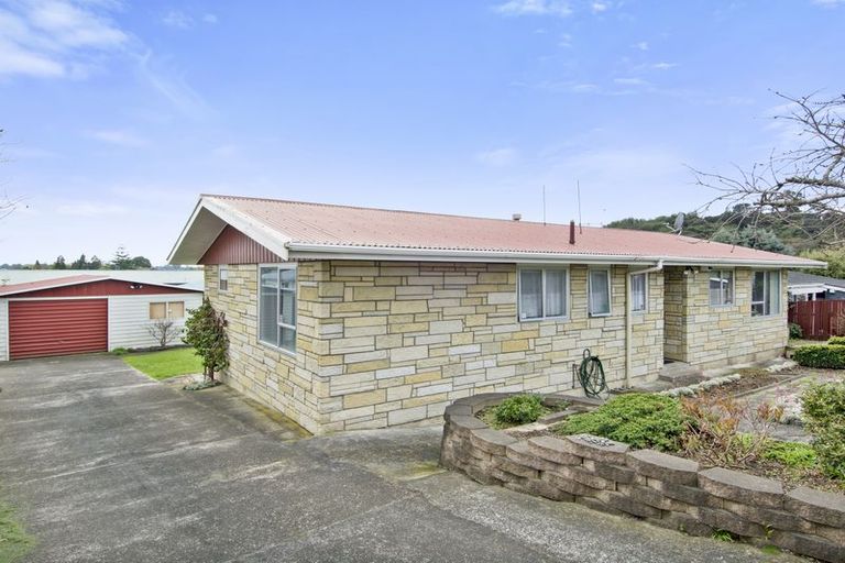 Photo of property in 8 Dingadee Street, Welcome Bay, Tauranga, 3112