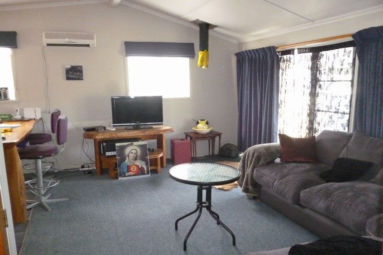 Photo of property in 44 Browne Street, Normanby, Hawera, 4614