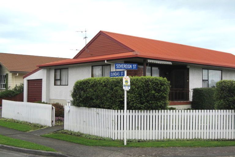 Photo of property in 2 Dundas Street, The Wood, Nelson, 7010