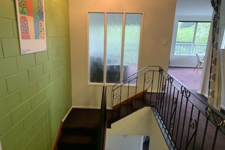 Photo of property in 53b Mandalay Terrace, Khandallah, Wellington, 6035