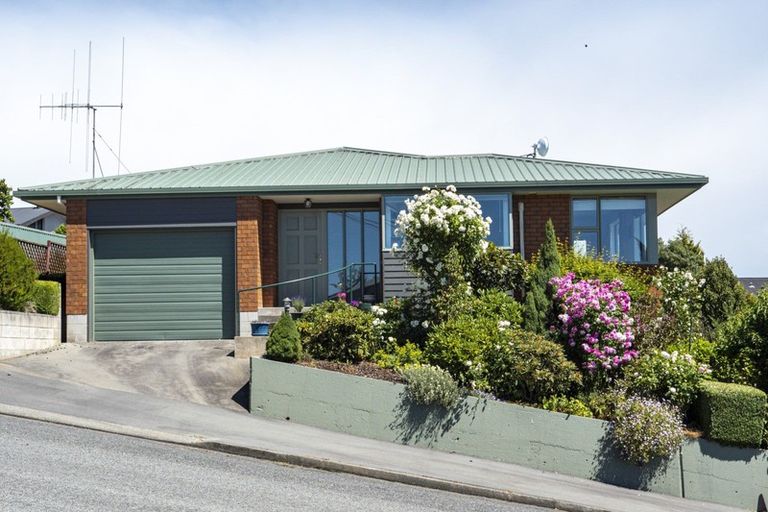 Photo of property in 9 Kyber Street, Pleasant Point, 7903