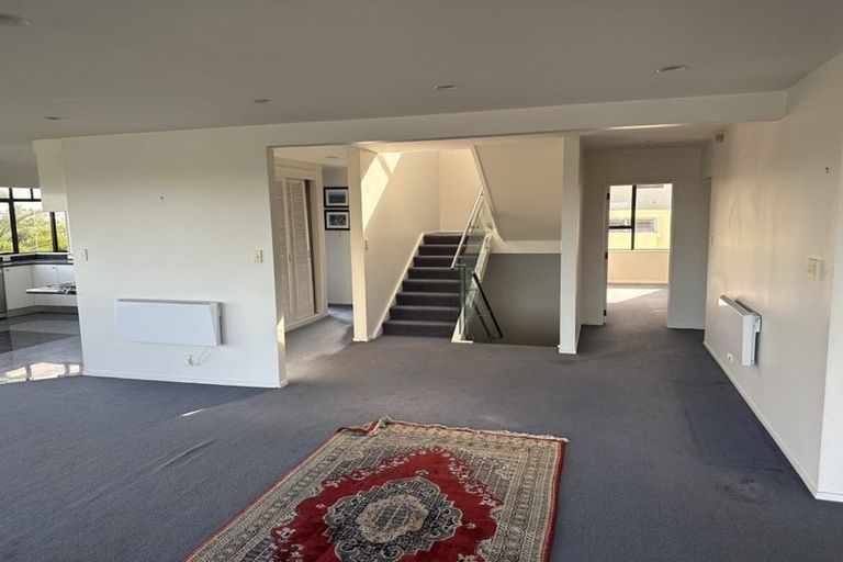 Photo of property in 30 Sylvan Park Avenue, Milford, Auckland, 0620