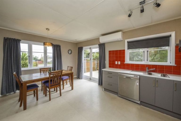 Photo of property in 11 Ngaire Street, Longburn, Palmerston North, 4412