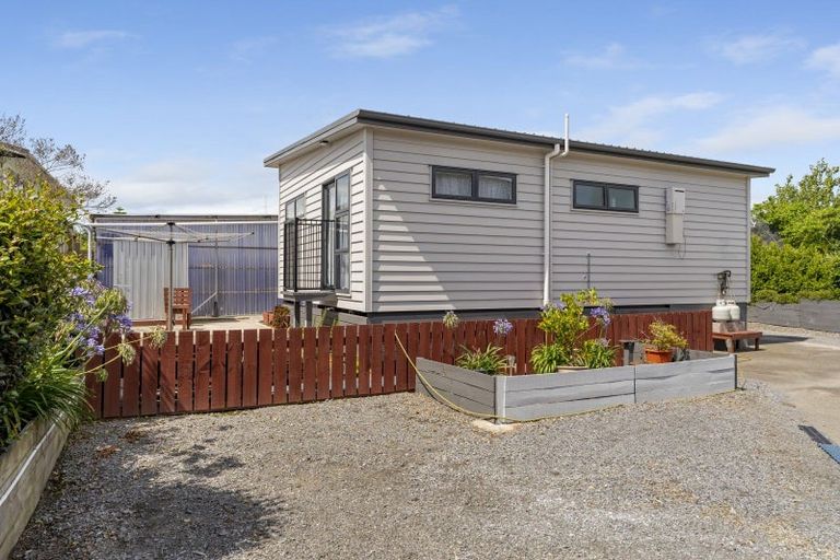 Photo of property in 45b Kirk Street, Otaki, 5512