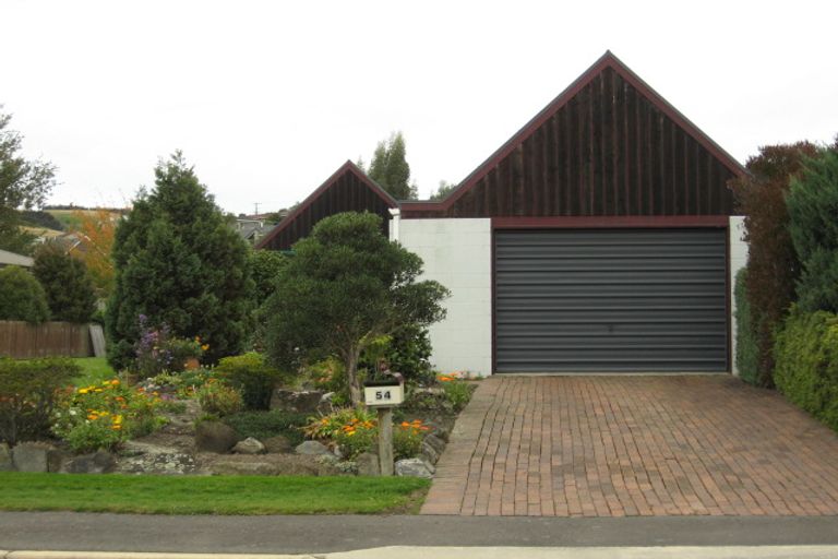 Photo of property in 54 Kinmont Crescent, Kinmont Park, Mosgiel, 9024