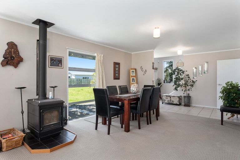Photo of property in 6 Rangihaerepo Key, Waiotahe, Opotiki, 3198