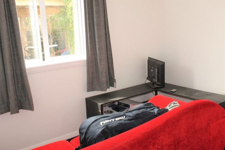 Photo of property in 156 Queen Street, Westport, 7825