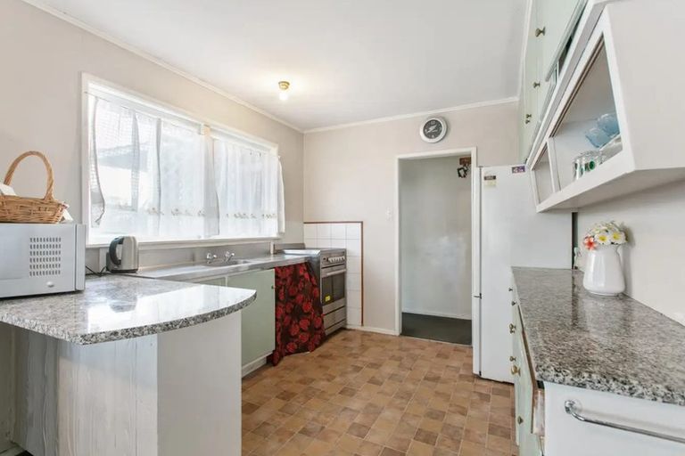 Photo of property in 41 Winsford Street, Manurewa, Auckland, 2102