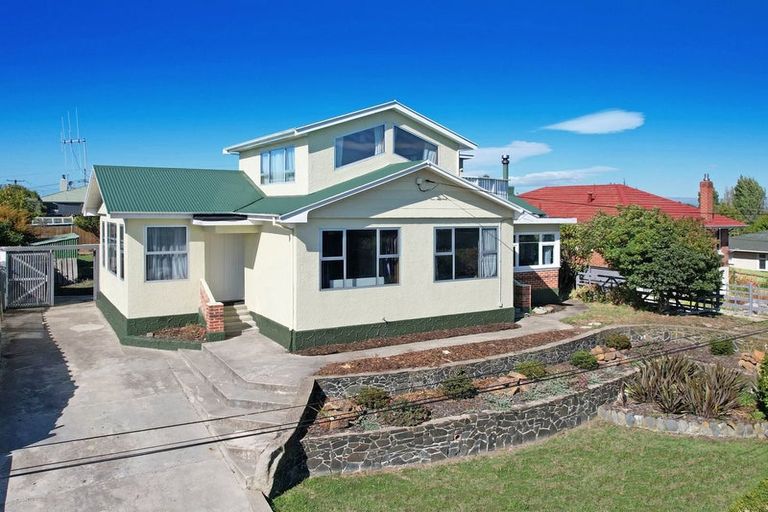 Photo of property in 65 Tamar Street, South Hill, Oamaru, 9400